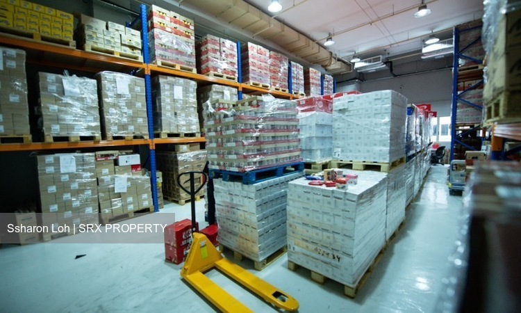 Enterprise One (D14), Factory #631578561